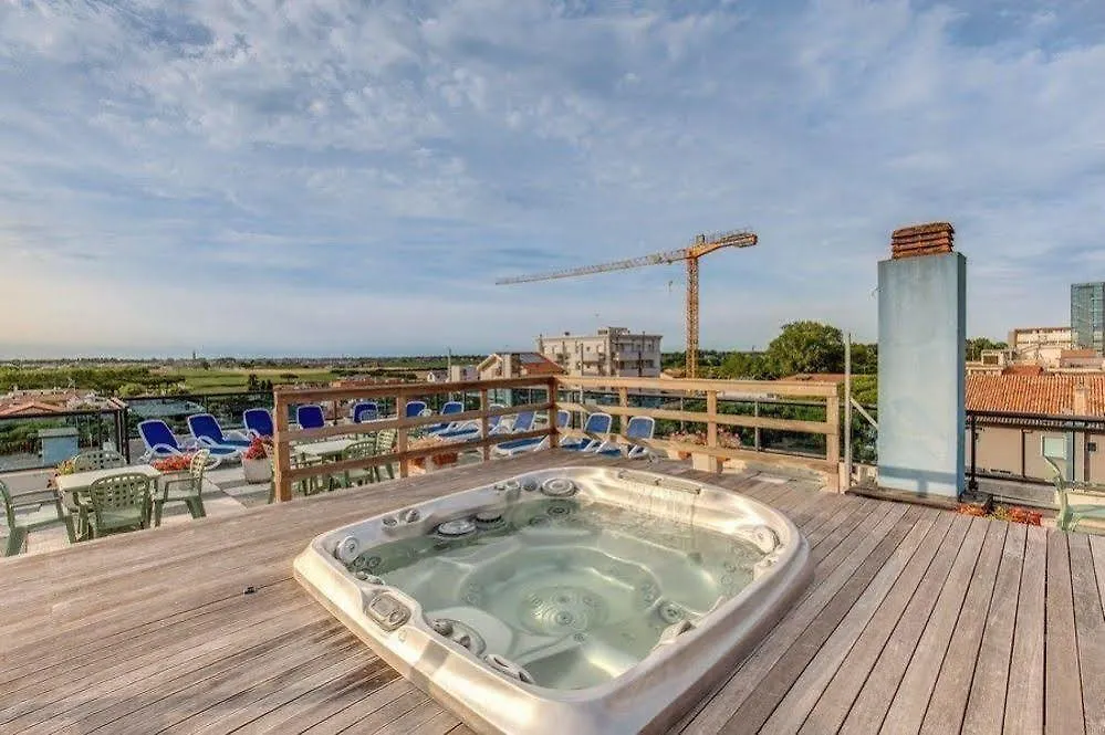New Hotel Lido di Jesolo 3*,  Italy