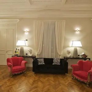 Palazzo Lombardo Bed & Breakfast